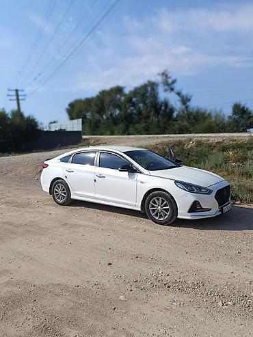 wagon r: Легковое авто, Пункт назначения: Аэропорт Манас, Количество мест: 4, Лицензия №: 01B012960 — 1