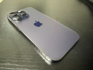 Apple iPhone: IPhone 14 Pro, Б/у, 256 ГБ, Deep Purple, Чехол, Кабель, 87 %