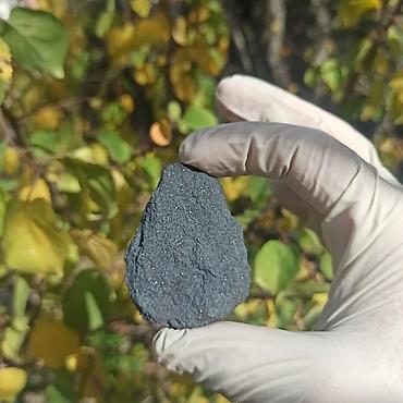 Digər kolleksiyalar: Təbii Hematit Daşı Satılır – Original Hematite | Qoruyucu və — 12