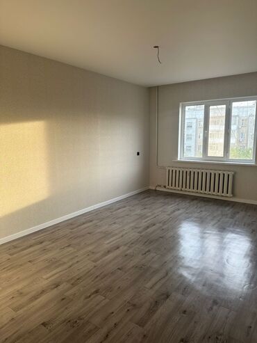 зайнабидинова квартира: 2 комнаты, 47 м², 4 этаж, Косметический ремонт