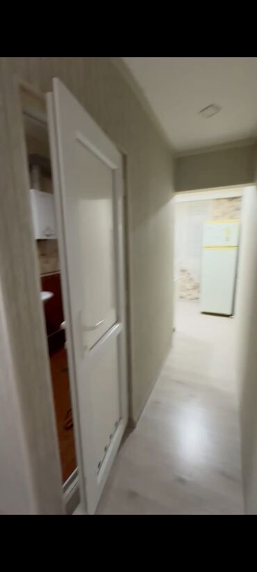 Uzunmüddətli kirayə mənzillər: Xirdalanda heyder parkına yaxin 5/1 mertebesinde 1 otaqli ev 300 azn — 18