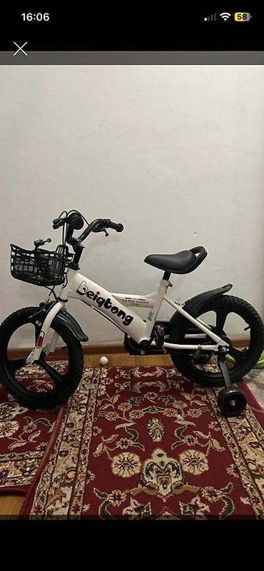 s4 2 2: Детский велосипед, 2-колесный, 4 - 6 лет, Для мальчика, Б/у — 1