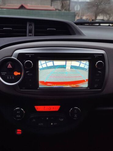 Toyota: Toyota Yaris: 1.4 l. | 2013 έ. Χάτσμπακ — 8