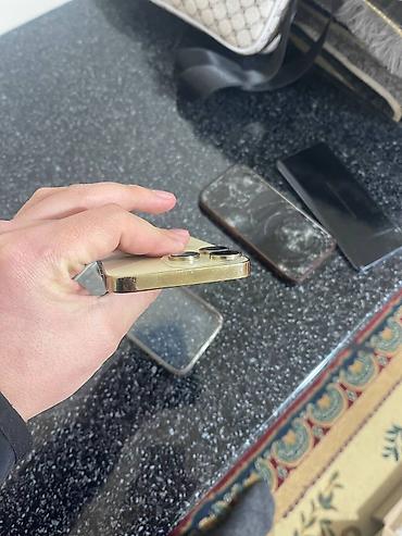 Apple iPhone: IPhone 12 Pro Max, Б/у, 128 ГБ, Золотой, Защитное стекло, Чехол, Кабель — 23