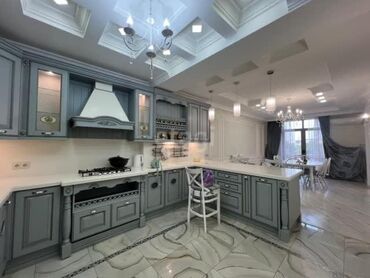 Долгосрочная аренда квартир: 4 комнаты — 4