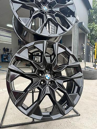 х5 м: Литые диски BMW X7 стиль M R22 Performance, черный глянец - Тип — 4