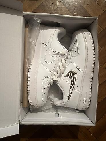 Кроссовки, 40, Nike, Новый, цвет - Белый, Самовывоз, Платная доставка