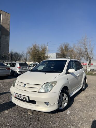 toyoto ist: Toyota ist: 2002 г., 1.5 л, Автомат, Бензин, Седан