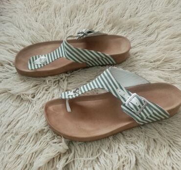grubin papuče: Flip-flops, Graceland, 40