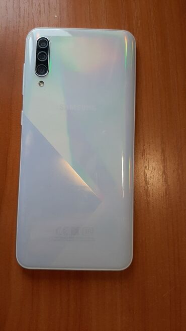 самсук 5: Samsung A30s, Б/у, 32 ГБ, цвет - Белый, 2 SIM