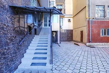 Сдаю классную 3 ком студию, в золотом квадрате 105 кв метров at lalafo.kg Сдаю классную 3 ком студию, в золотом квадрате 105 кв метров
