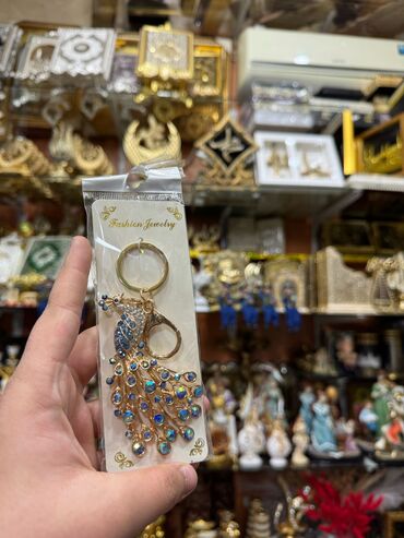 Breloklar: Milli Brloklar 3azn Xrustal Qaşlı dəmir Brloklar 9azn. Gözəl rəngli -da lalafo.az — 7 Breloklar: Milli Brloklar 3azn Xrustal Qaşlı dəmir Brloklar 9azn. Gözəl rəngli — 7