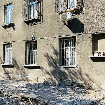 переоформление: 1 комната, 27 м², Пишпек Индивидуалка, 1 этаж, Требуется ремонт — 8