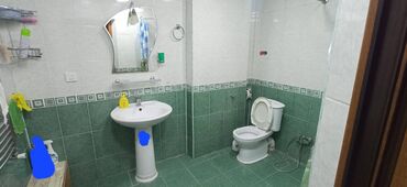 Uzunmüddətli kirayə mənzillər: Xətai rayonu, Məhəmməd Hadi küçəsində, Kolorit restoranın yanında, 15 — 16