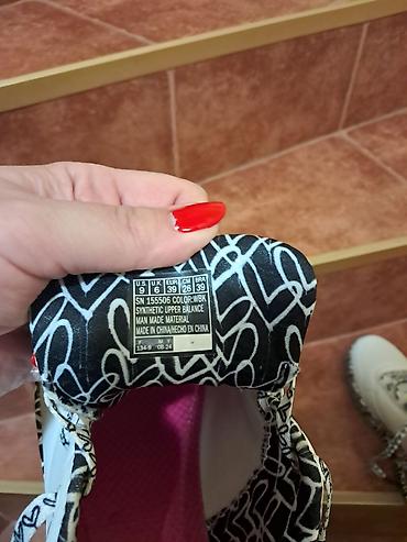 kupi lil solid bosna: Skechers patike – model s potpisom M. Maddox - Boja: bela sa — 4