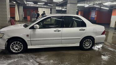 митцубиси лансер: Mitsubishi Lancer: 2001 г., 1.8 л, Вариатор, Бензин, Седан