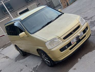 задний подлокотник: Honda Stepwgn: 2000 г., 2 л, Автомат, Бензин, Вэн/Минивэн