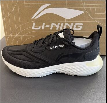 сколько стоит резиновый член: Кроссовки Li-Ning черного цвета, предназначенные для бега. Модель