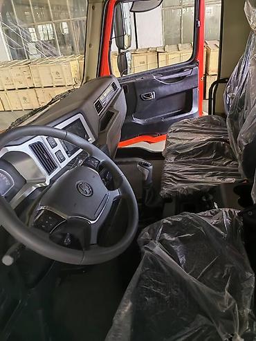 Грузовики: Грузовик, Shacman, Новый — 17