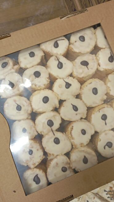 Un məmulatları: Öz Şirniyyat – müxtəlif növ qablaşdırılmış şirniyyatlar Məhsul — 14