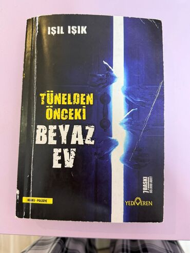 qaçış aparatı lalafo: Məhsul: Kitab – “Tüneldən Önceki Beyaz Ev” Müəllif: Işıl Işık