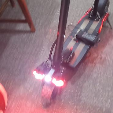 Elektrikli samokatlar: Elektrik skuter - Güclü ön işıqlar: idarə olunan ikiqat projektor — 1