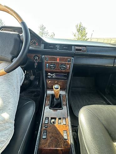 Mercedes-Benz: Mercedes-Benz E-Class: 1988 г., 2.3 л, Ручные, Бензин, Купе — 9