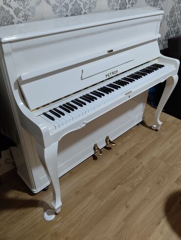 gümüşün alışı ve satışı: Piano köklənməsi və tə'miri