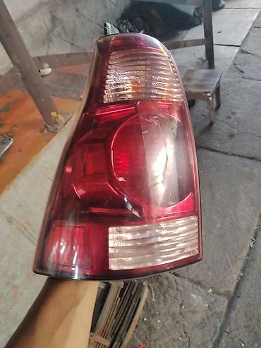 Транспорт: Продаю заднюю фару от Toyota Hilux Surf 2004 года в хорошем состоянии — 5