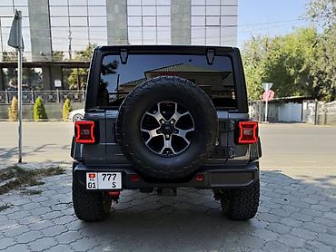 бампер на 2106: Jeep Wrangler: 2023 г., 3.6 л, Автомат, Бензин, Внедорожник — 6