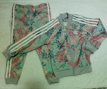 beli komplet sako i pantalone: Adidas, 98-104, Cvetni