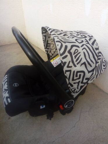 Car Seats & Baby Carriers: Nosiljka ža bebu u dobrom stanju
