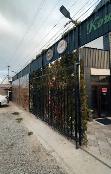 Продажа ресторанов, кафе: Срочно продается действующее 2х этажное кафе в Новопавловке( в 15 км — 1