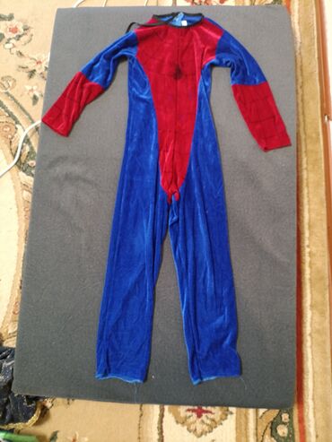 Карнавальные костюмы: Детские карнавальные костюмы (на рост примерно 110–130 см — 8