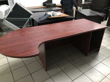 стол для кроя: Большой стол Стол 230х80 высота 76 АДРЕС: МЕДЕРОВА 44/1 (ПЕРЕСЕКАЕТ