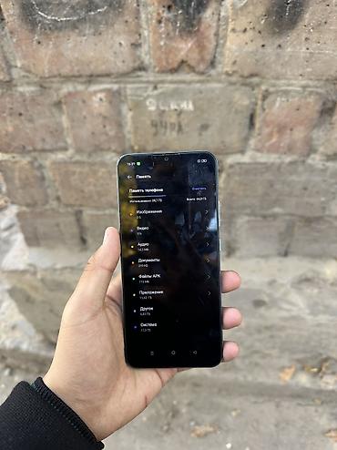 realme 7i: Realme C21, Б/у, 64 ГБ — 2