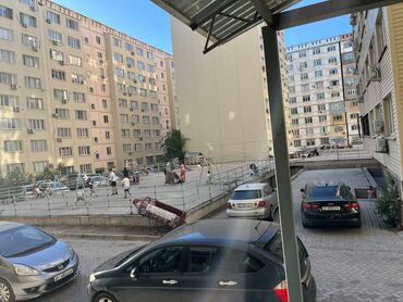 Продажа квартир: 3 комнаты, 79 м², 106 серия улучшенная, 3 этаж, Евроремонт