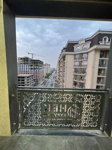 английский квартал снять квартиру: 3 комнаты, 90 м², Элитка, 11 этаж, Дизайнерский ремонт