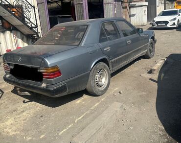 квадрат волва: Mercedes-Benz W124: 1987 г., 2.3 л, Механика, Бензин, Седан