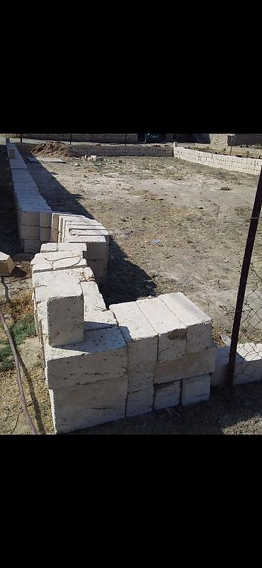 divar daşlari: Kubiklər, Kredit yoxdur — 2