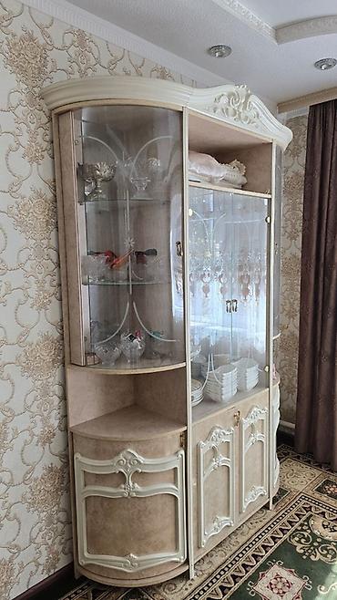 Серванты: Сервант, Б/у, Дерево — 3