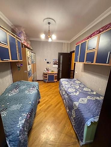 7ci mk: Mənzil – 3 otaqlı, tam yaşayış üçün zövqlə planlaşdırılmış. Geniş — 4