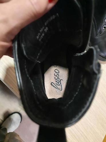 ugg bor: Lusso kozne cizme, nosene par puta, stanje odlicno — 3