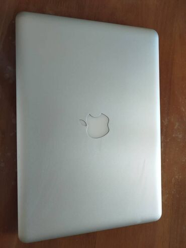 батарейка на ноутбук: Ноутбук, Apple, 4 ГБ ОЗУ, 13.1 ", Б/у, память HDD