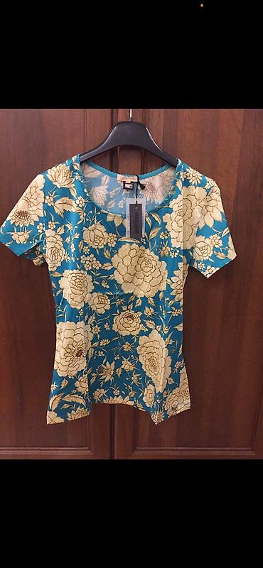 roberto cavalli: Roberto cavalliyenidir,original,razmer Setiketkasi ustunde — 2
