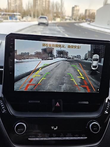 Toyota: Toyota Corolla: 2019 г., Гибрид — 8