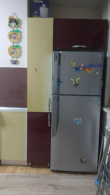 sumqayitda ev: Mətbəx mebeli satılır yaxşı vəziyyətdədir. Ünvan Sumqayıt 
300 azn — 2