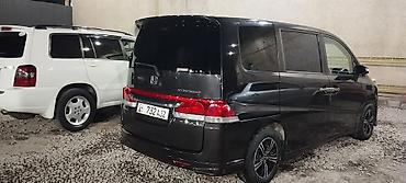 Honda Stepwgn: 2005 г., 2 л, Автомат, Бензин, Вэн/Минивэн — 10