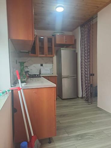 Uzunmüddətli kirayə evlər: 40 kv. m, 3 otaqlı — 7