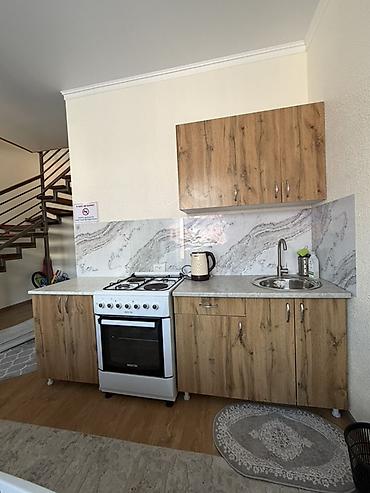 Кухонные гарнитуры: Б/У Кухонный гарнитур Рпзмеры: -верхний блок длина 1,15-70-30 — 5